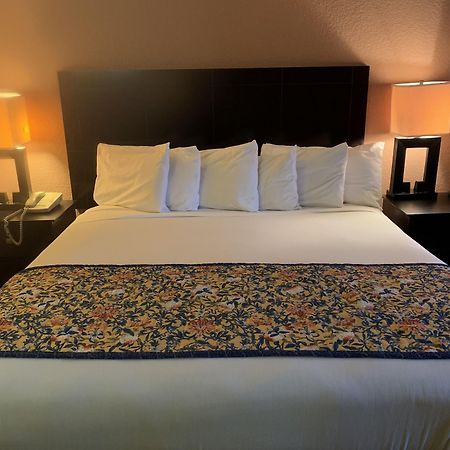 Lincoln Inn Express Hotel And Suites Oklahoma Dış mekan fotoğraf