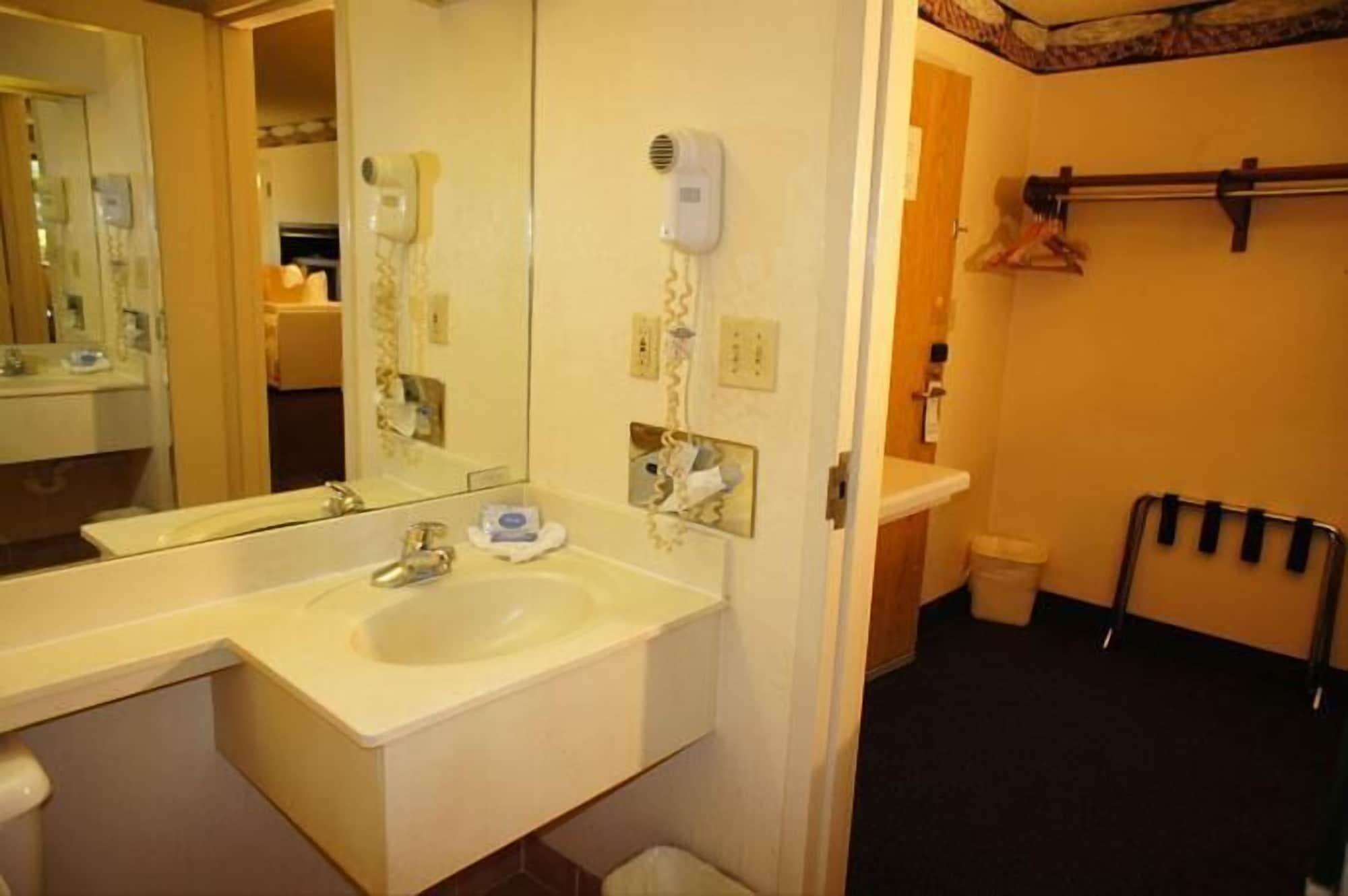 Lincoln Inn Express Hotel And Suites Oklahoma Dış mekan fotoğraf