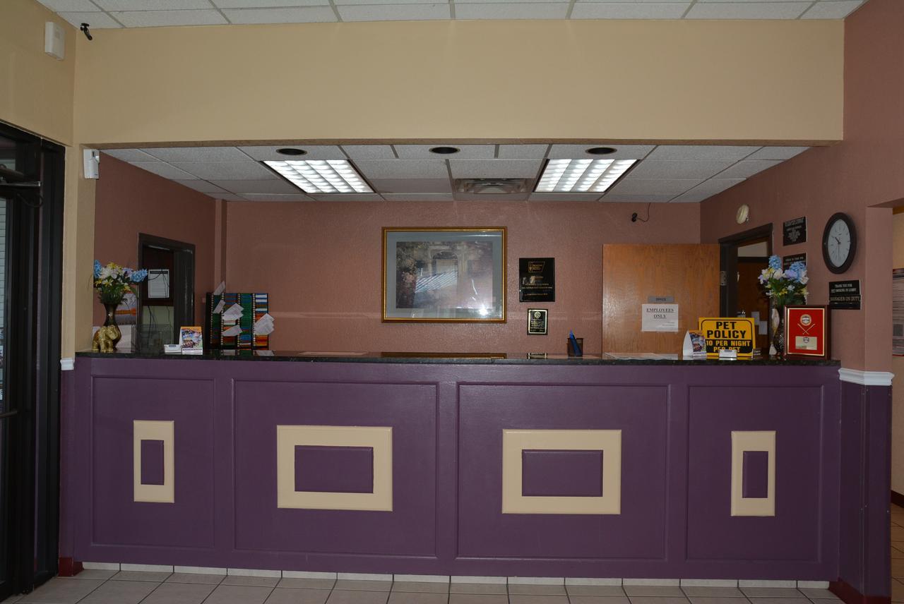 Lincoln Inn Express Hotel And Suites Oklahoma Dış mekan fotoğraf